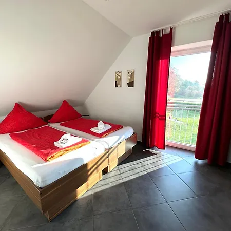 Gocher Berghof Langanke בית הארחה 4*